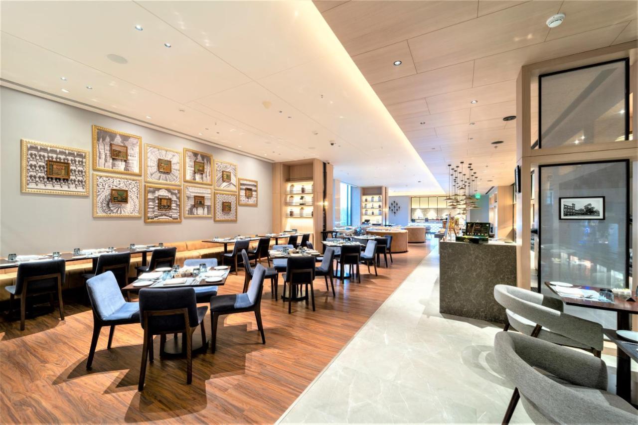 Courtyard By Marriott Vadodara Buitenkant foto