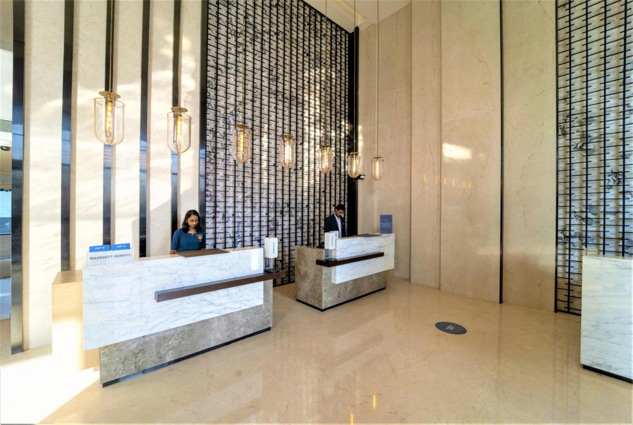 Courtyard By Marriott Vadodara Buitenkant foto