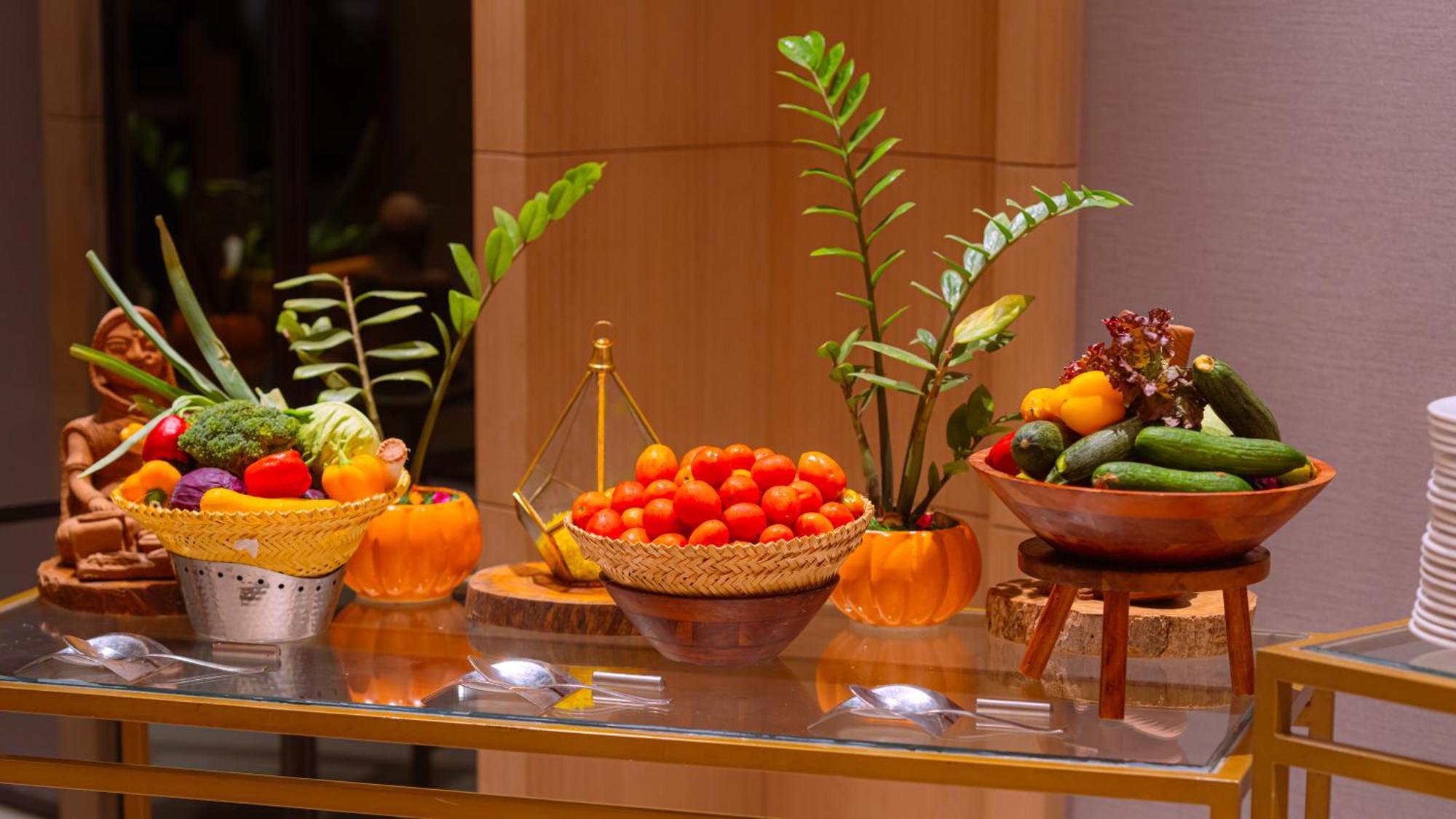 Courtyard By Marriott Vadodara Buitenkant foto
