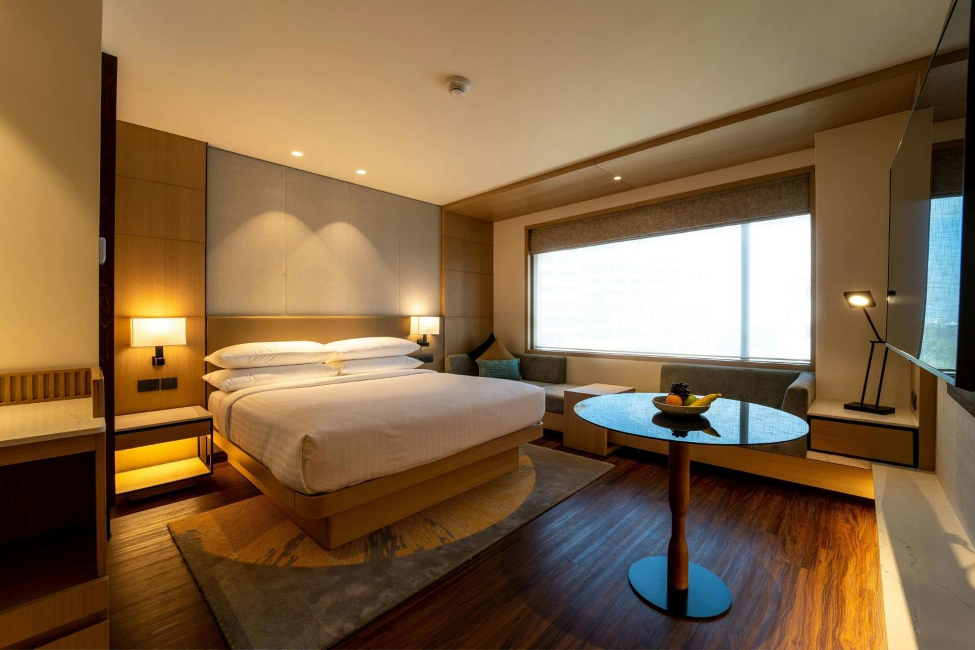 Courtyard By Marriott Vadodara Buitenkant foto