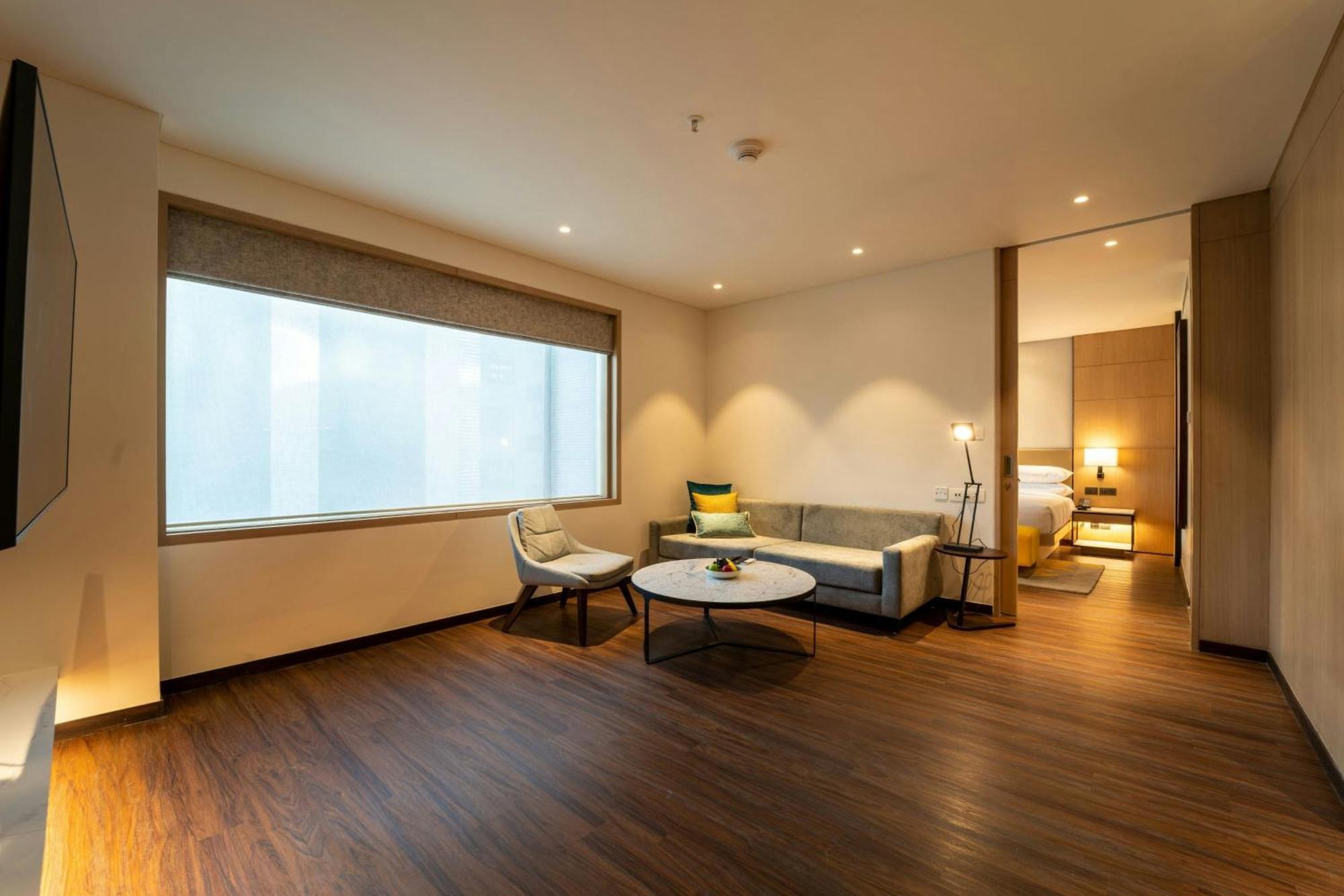 Courtyard By Marriott Vadodara Buitenkant foto